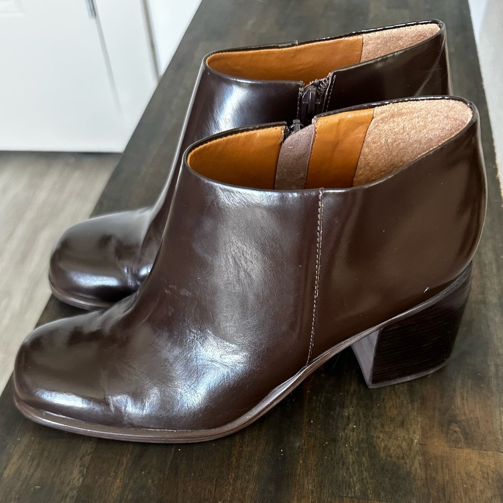 Chocolate Brown Leather Block Heel Vintage Ankle Booties - Picture 4 of 10